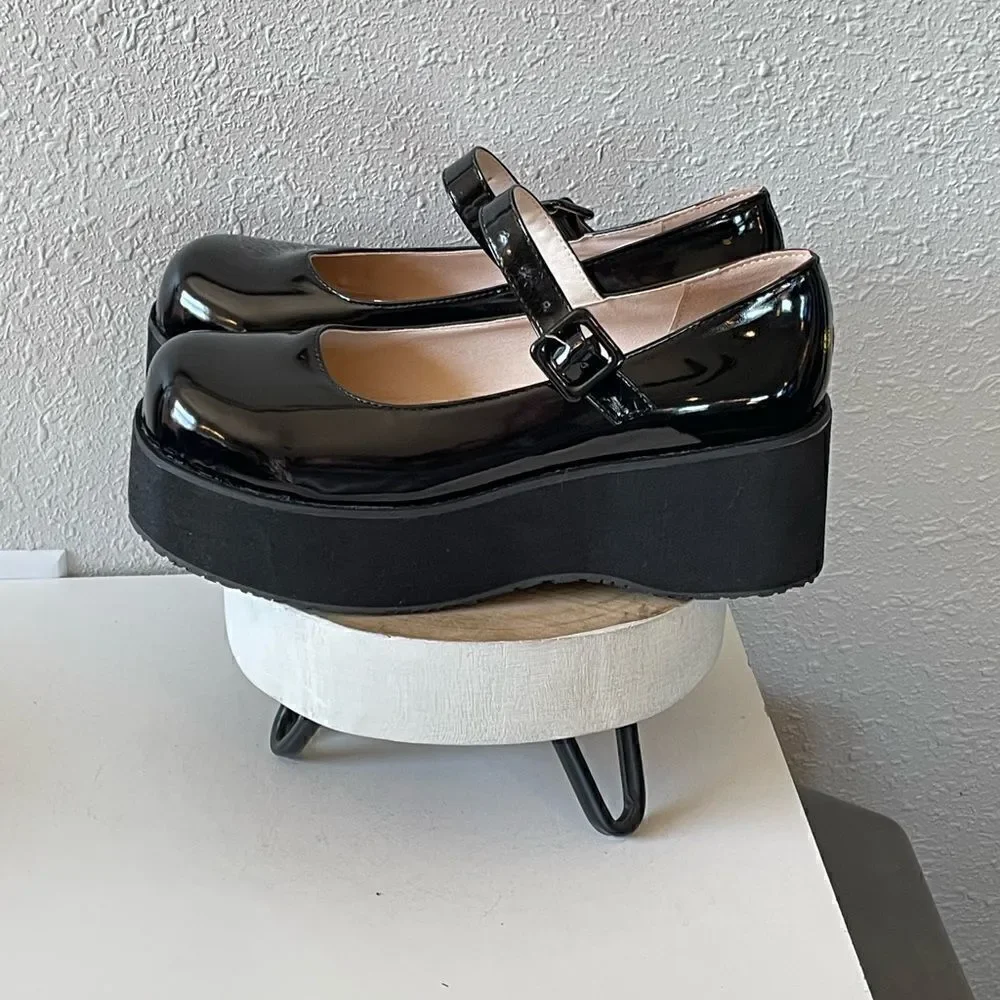 NWOT Unbranded Womens Shinny Black College Wedge Platform Mary Jane Shoe Size 46